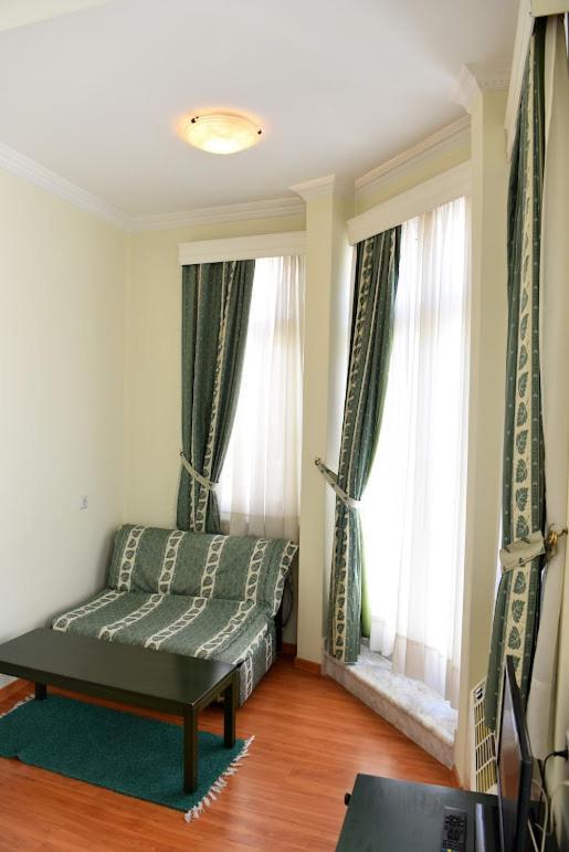 Aiolis Hotel Kasztoriá Kültér fotó